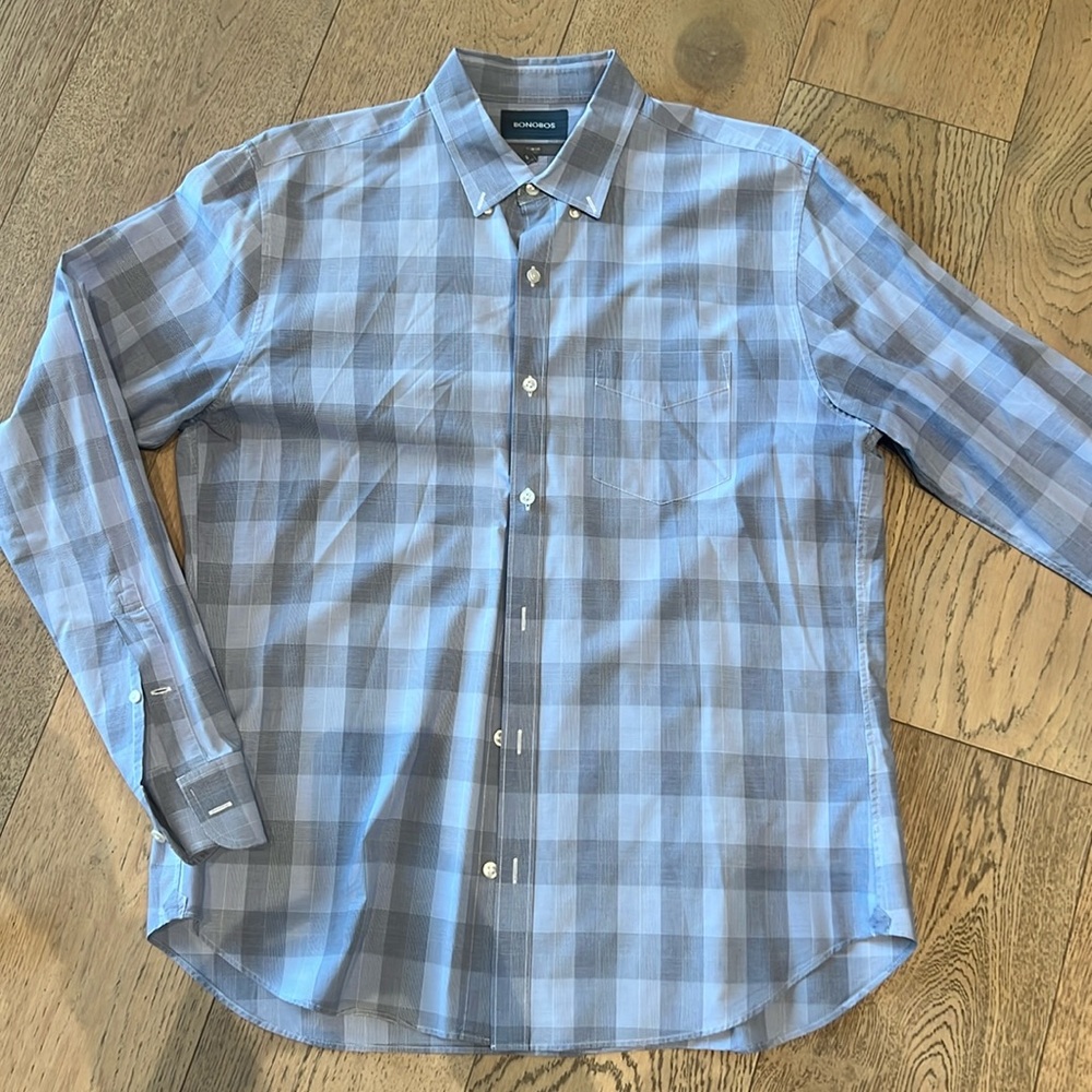 Bonobos blue button down slim fit shirt. Size large